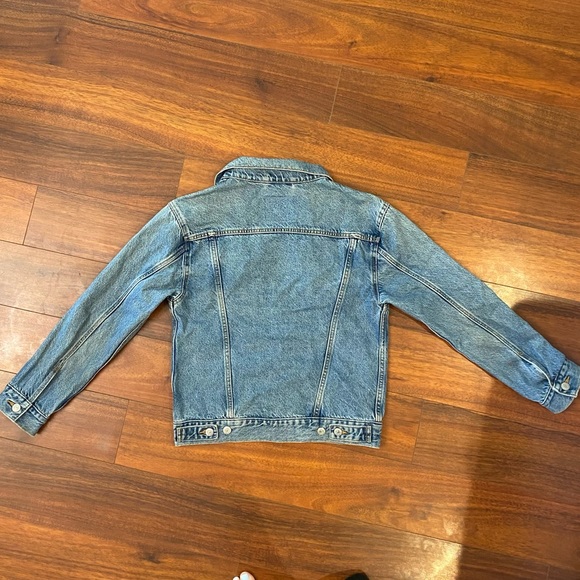Vintage Levi’s Jean Jacket - Picture 10 of 10